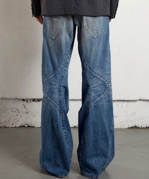 NVRFRGT（ネヴァーフォーゲット）の「3D TWISTED JEANS 2.0（デニム