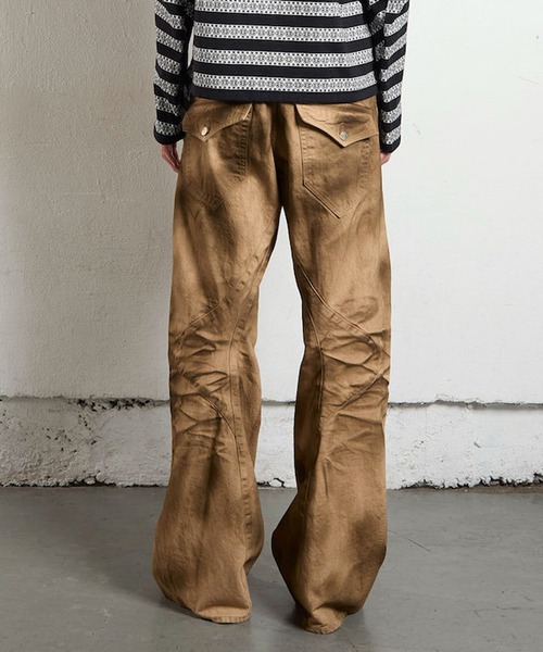 NVRFRGT（ネヴァーフォーゲット）の「3D TWISTED JEANS 2.0（デニム