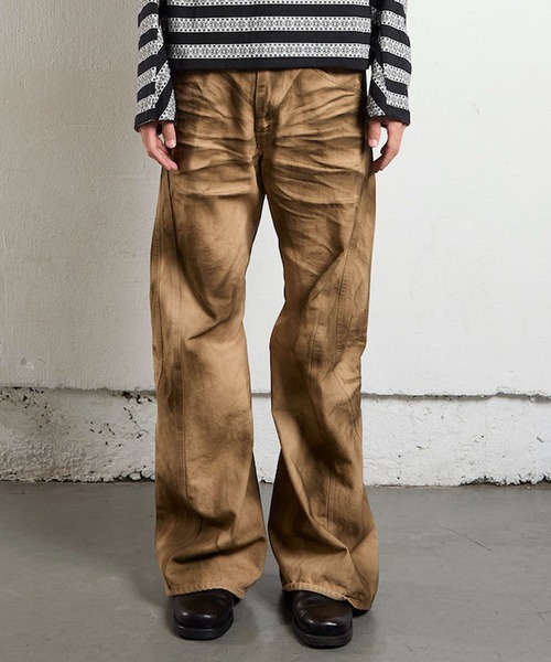 NVRFRGT（ネヴァーフォーゲット）の「3D TWISTED JEANS 2.0（デニム