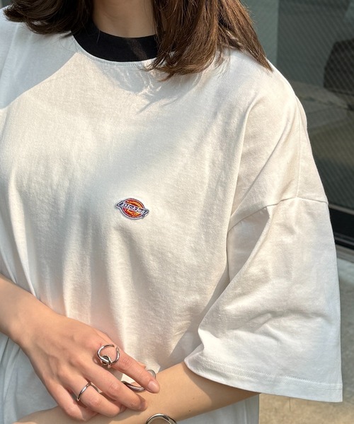 Dickies（ディッキーズ）の「【Dickies】刺繍ワンポイント　オーバーサイズTシャツ　別注　5222-TTMDK2（Tシャツ/カットソー・レディース・ホワイト/ブラック系1/グレー系1/グレー/ホワイト系1/ブラック・XS/S/M/L/LL）」の15枚目の写真