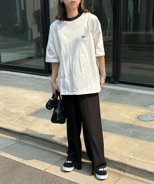 Dickies（ディッキーズ）の「【Dickies】刺繍ワンポイント　オーバーサイズTシャツ　別注　5222-TTMDK2（Tシャツ/カットソー・レディース・ホワイト/ブラック系1/グレー系1/グレー/ホワイト系1/ブラック・XS/S/M/L/LL）」の16枚目の写真