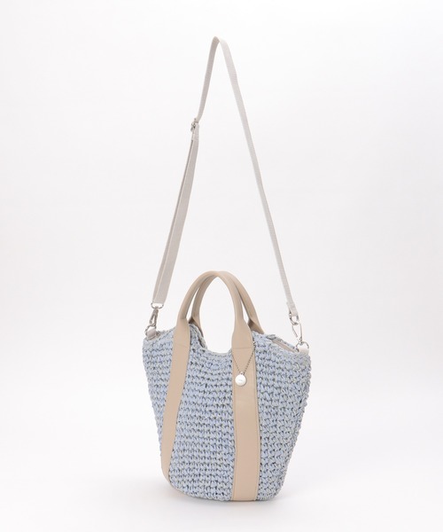 ikka（イッカ）の「【雑誌InRed6月号掲載】雑材カラー持ち手2WAYバッグ（ショルダーバッグ・レディース・ベージュ/ブラウン/グレー/ブルー・FREE）」の6枚目の写真