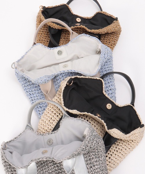 ikka（イッカ）の「【雑誌InRed6月号掲載】雑材カラー持ち手2WAYバッグ（ショルダーバッグ・レディース・ベージュ/ブラウン/グレー/ブルー・FREE）」の16枚目の写真