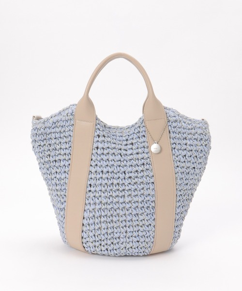 ikka（イッカ）の「【雑誌InRed6月号掲載】雑材カラー持ち手2WAYバッグ（ショルダーバッグ・レディース・ベージュ/ブラウン/グレー/ブルー・FREE）」の19枚目の写真