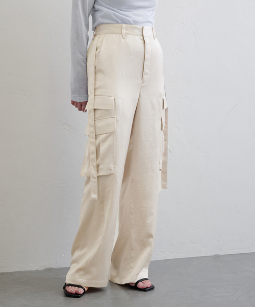U by SPICK&SPAN（ユーバイスピックアンドスパン）の「サテンストリングロデオカーゴパンツ（カーゴパンツ・レディース・アイボリー・38/36）」の9枚目の写真