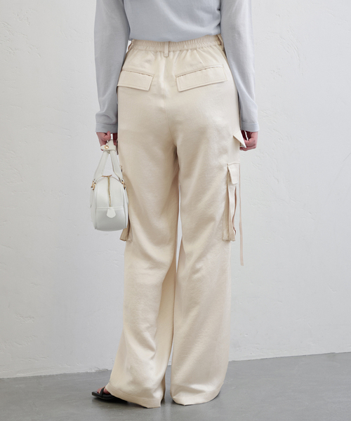 U by SPICK&SPAN（ユーバイスピックアンドスパン）の「サテンストリングロデオカーゴパンツ（カーゴパンツ・レディース・アイボリー・38/36）」の11枚目の写真