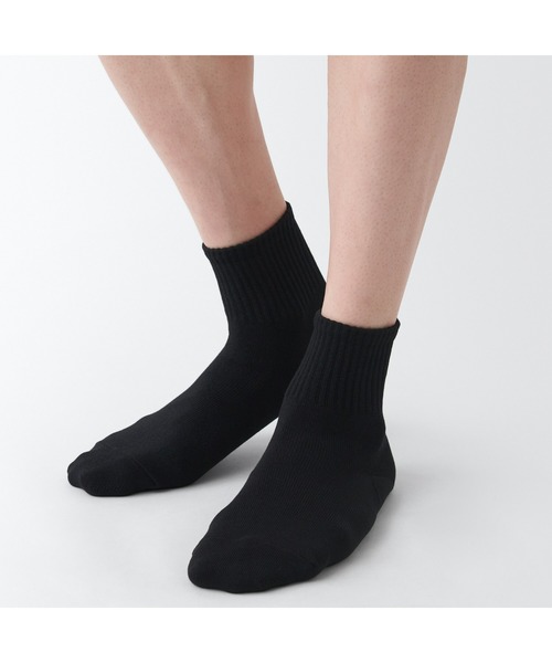 無印良品（ムジルシリョウヒン）の「紳士　足なり直角　ショート丈靴下（４足組）（ソックス/靴下・メンズ・ホワイト/ブラック・25-27CM）」の4枚目の写真