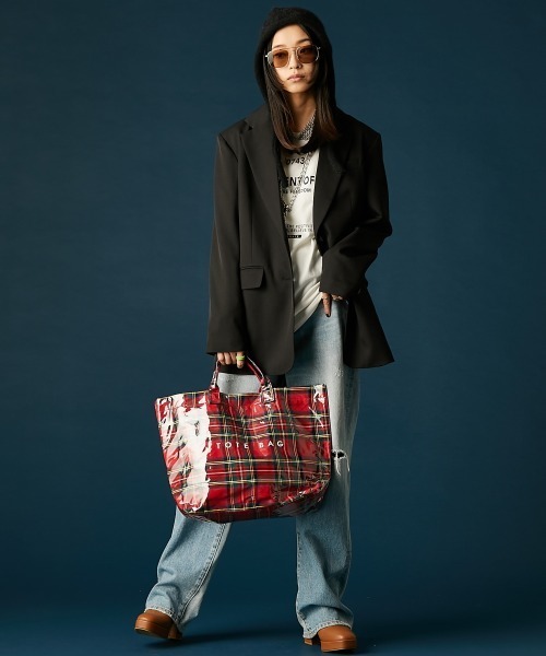 GEVS.（ジェイヴィス）の「綿100％ピグメント染ハートプリントTシャツ＜大きいサイズ有＞GEVS.（Tシャツ/カットソー・レディース・イエロー/オフホワイト/ブラック・M/L/LL/3L/4L/5L）」の22枚目の写真