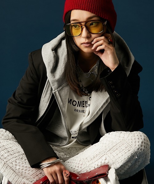 GEVS.（ジェイヴィス）の「綿100％ピグメント染ハートプリントTシャツ＜大きいサイズ有＞GEVS.（Tシャツ/カットソー・レディース・イエロー/オフホワイト/ブラック・M/L/LL/3L/4L/5L）」の5枚目の写真