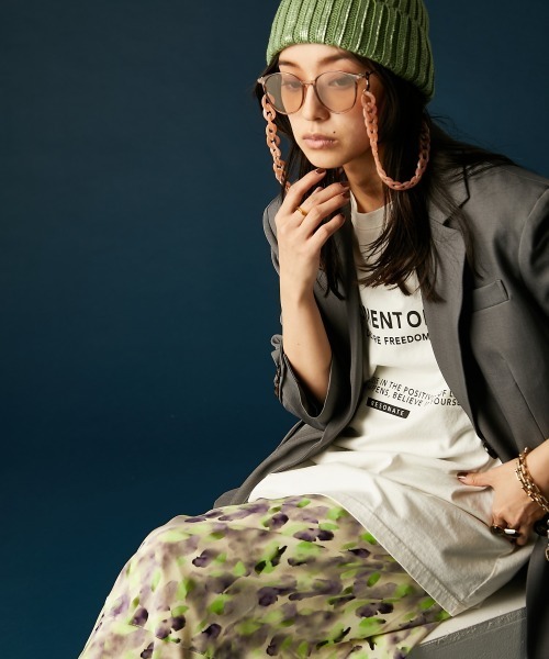 GEVS.（ジェイヴィス）の「綿100％ピグメント染ハートプリントTシャツ＜大きいサイズ有＞GEVS.（Tシャツ/カットソー・レディース・イエロー/オフホワイト/ブラック・M/L/LL/3L/4L/5L）」の7枚目の写真