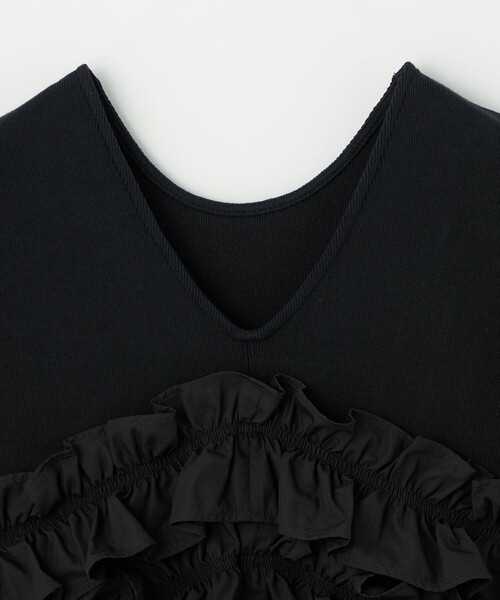 EMMEL REFINES(エメルリファインズ)の「<EMMEL REFINES>EM フライス フリル 2WAY Tシャツ(Tシャツ/カットソー・レディース・ブラック/オフホワイト・FREE)」の10枚目の写真