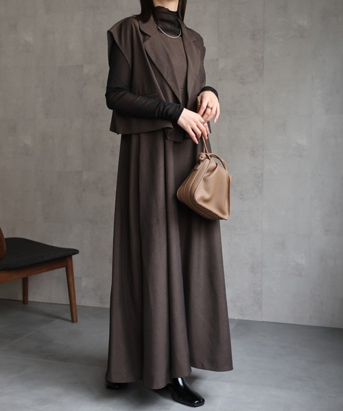 セール】【SET商品】ショート丈テーラードベスト×フレアキャミ