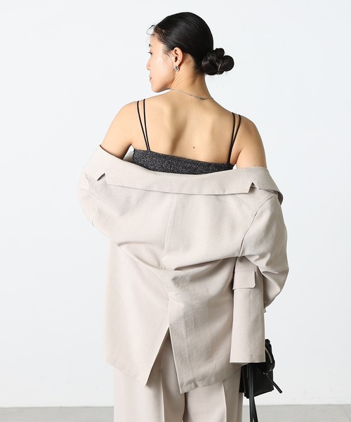 COLONY 2139（コロニートゥーワンスリーナイン）の「ラメフライスカップ付Wストラップキャミソール（キャミソール・レディース・ブルー/シルバー/ブラック/ピンクベージュ・SMALL/MEDIUM/LARGE）」の10枚目の写真