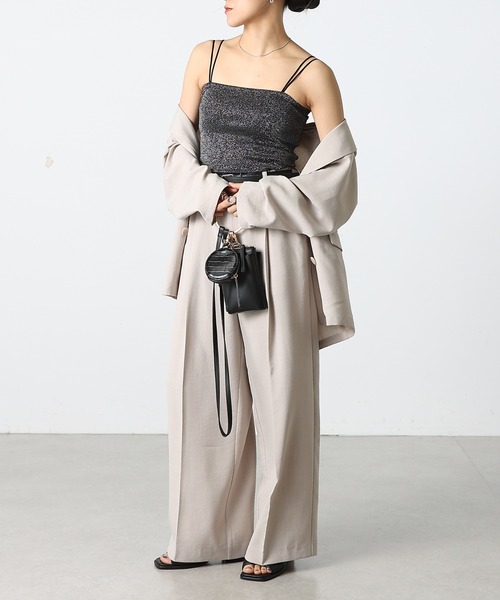 COLONY 2139（コロニートゥーワンスリーナイン）の「ラメフライスカップ付Wストラップキャミソール（キャミソール・レディース・ブルー/シルバー/ブラック/ピンクベージュ・SMALL/MEDIUM/LARGE）」の13枚目の写真