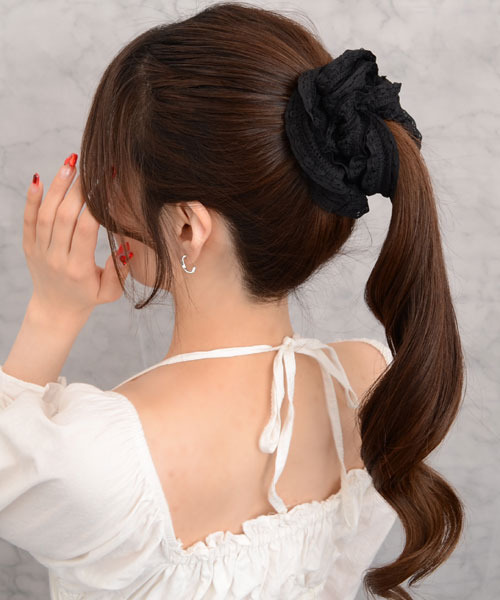 Mayree（メイリー）の「【float】フリル レース ビッグ シュシュ（シュシュ・レディース・アイボリー/ブラック・FREE）」の10枚目の写真