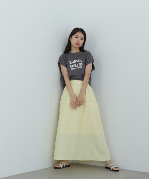 Russell Athletic(ラッセルアスレティック)の「【N.×RUSSELL ATHLETIC】フレンチスリーブTシャツ(Tシャツ/カットソー・レディース・オフホワイト/チャコールグレー/ベージュ・MEDIUM)」の9枚目の写真