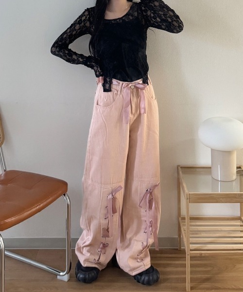 nemne store(ネンネストア)の「《Delfy》編み上げバギーパンツ(デニムパンツ・レディース・スミクロ/ピンク系・MEDIUM/SMALL)」の1枚目の写真