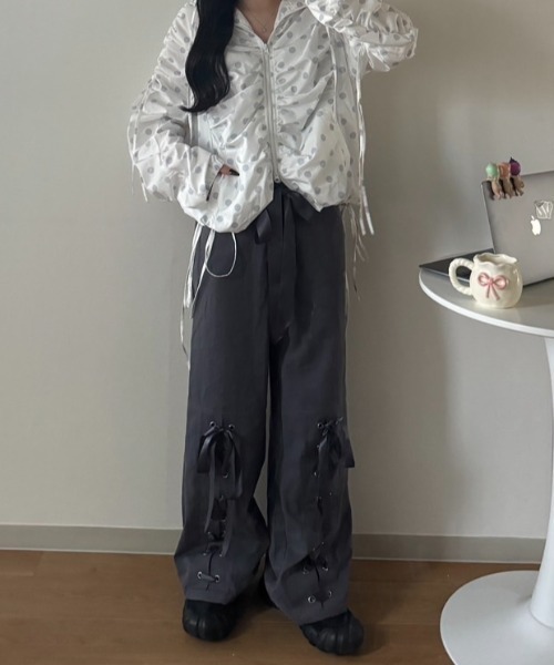 nemne store(ネンネストア)の「《Delfy》編み上げバギーパンツ(デニムパンツ・レディース・スミクロ/ピンク系・MEDIUM/SMALL)」の3枚目の写真