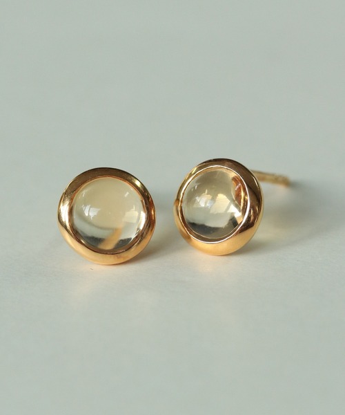 NOIR DE POUPEE（ノワールドプーペ）の「【WEB限定】天然石ラウンドカボションピアス（ピアス（両耳用）・レディース・ブラック系その他/イエロー/パープル/ブラック/イエロー系その他/レッド系その他/ホワイト系その他/パープル系その他/レッド/ホワイト・FREE）」の7枚目の写真