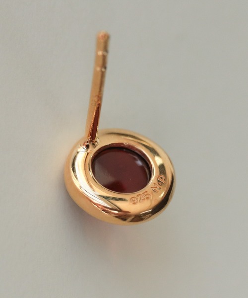 NOIR DE POUPEE（ノワールドプーペ）の「【WEB限定】天然石ラウンドカボションピアス（ピアス（両耳用）・レディース・ブラック系その他/イエロー/パープル/ブラック/イエロー系その他/レッド系その他/ホワイト系その他/パープル系その他/レッド/ホワイト・FREE）」の20枚目の写真