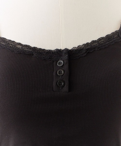 ROOPTOKYO(ループトウキョウ)の「Feminine Front Button Lace Camisole / フェミニンフロントボタンレースキャミソール 夏物 夏服(キャミソール・レディース・ブラック/ホワイト/グレー/グリーン/ピンク・FREE)」の12枚目の写真