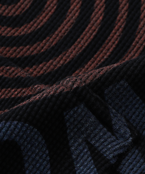 WOKE EDGE(ウォークエッジ)の「WOKE EDGE / ウォークエッジ WASHED THERMAL ZIP HOODIE(パーカー・メンズ・ブラック/ピンク・SMALL/MEDIUM)」の9枚目の写真