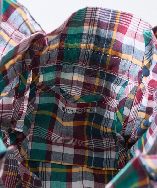 FREAK'S STORE（フリークスストア）の「THEATRE PRODUCTS × FREAK'S STORE/シアタープロダクツ 別注 マドラスチェック フリルショルダーバッグ（ショルダーバッグ・レディース・ネイビー/レッド/サックスブルー・ONE SIZE）」の16枚目の写真
