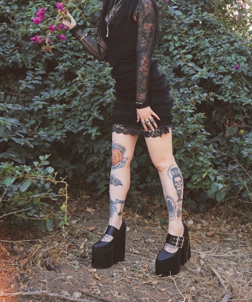 スクエアヒール 厚底パンプス Charla Tedrick│Jeffrey Campbell