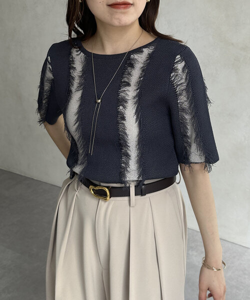 Thevon（ゼボン）の「フリンジ5分袖ショートカーディガン（カーディガン/ボレロ・レディース・グレイッシュベージュ/チャコールグレー/ブルー・FREE）」の11枚目の写真