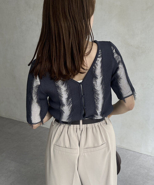 Thevon（ゼボン）の「フリンジ5分袖ショートカーディガン（カーディガン/ボレロ・レディース・グレイッシュベージュ/チャコールグレー/ブルー・FREE）」の12枚目の写真