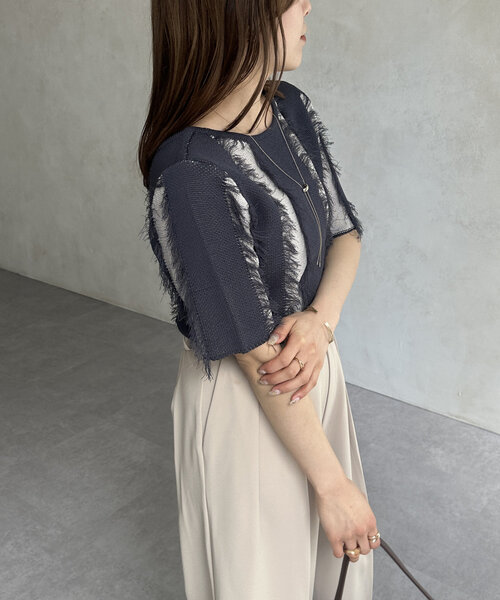 Thevon（ゼボン）の「フリンジ5分袖ショートカーディガン（カーディガン/ボレロ・レディース・グレイッシュベージュ/チャコールグレー/ブルー・FREE）」の13枚目の写真