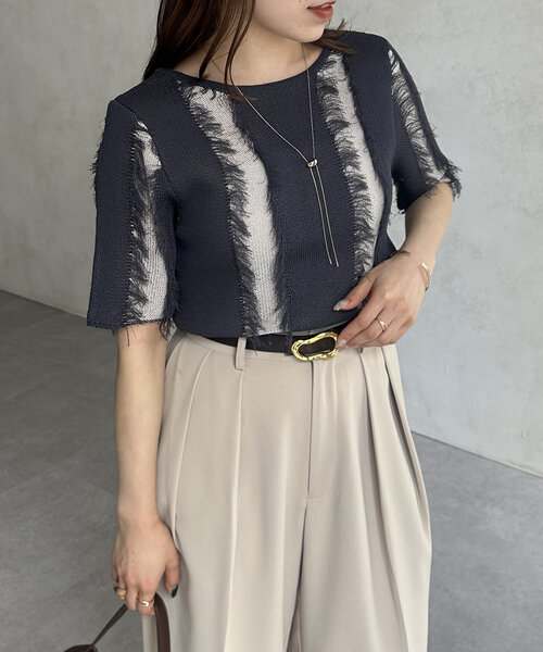 Thevon（ゼボン）の「フリンジ5分袖ショートカーディガン（カーディガン/ボレロ・レディース・グレイッシュベージュ/チャコールグレー/ブルー・FREE）」の14枚目の写真