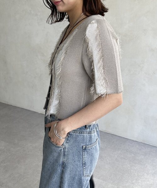 Thevon（ゼボン）の「フリンジ5分袖ショートカーディガン（カーディガン/ボレロ・レディース・グレイッシュベージュ/チャコールグレー/ブルー・FREE）」の20枚目の写真