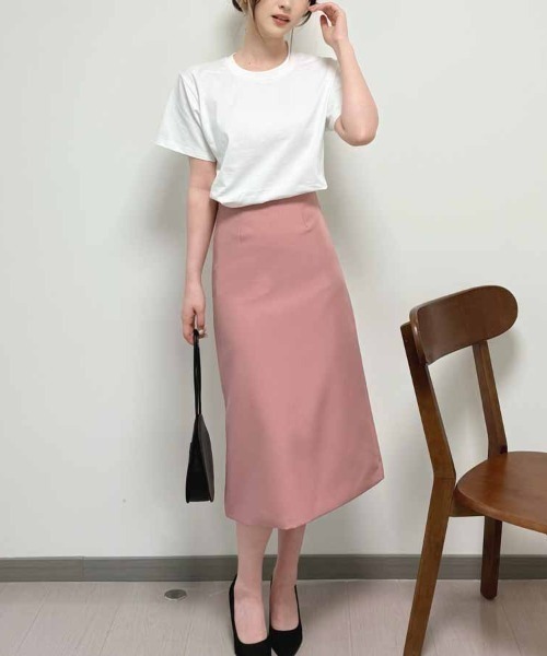 タイムセール‼️BEIGE タイトスカート 後ろファスナー　未使用品 AOYAMA 【洋服の青山】セットアップ可 後ろファスナー タイト