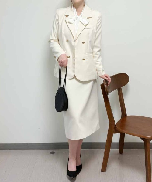 ☆VIP価格☆【CELINE】 ペンシルタイプ タイトスカート アイボリ セール】タイトスカート ペンシルスカート裏地付き（スカート