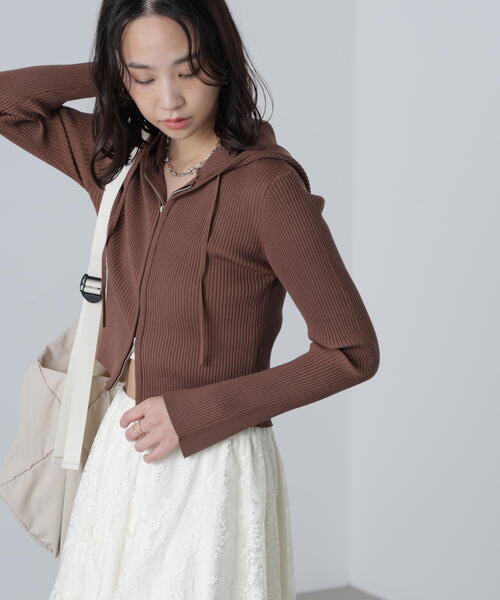 FREE'S MART（フリーズマート）の「配色リブショート丈ニットパーカーⅡ（パーカー・レディース・ホワイト/ブラウン/グレー・FREE）」の10枚目の写真