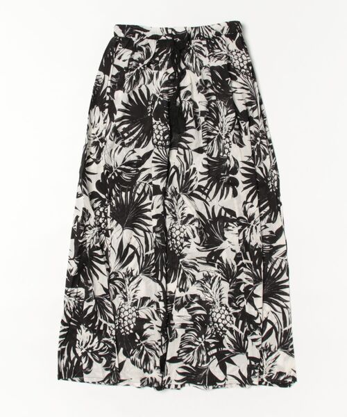 Kahiko(カヒコ)の「【Kahiko】カイルアロングスカート(スカート・レディース・ブラック/ホワイト/ネイビー/ベージュ/ターコイズブルー・FREE)」の3枚目の写真