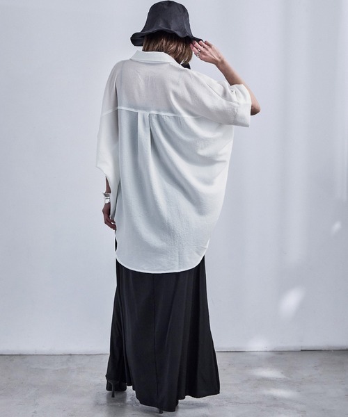 Fashion Letter(ファッションレター)の「スキッパーブラウス(シャツ/ブラウス・レディース・イエロー/チャコール/アイボリー/グレイッシュベージュ/ブラック・M)」の10枚目の写真