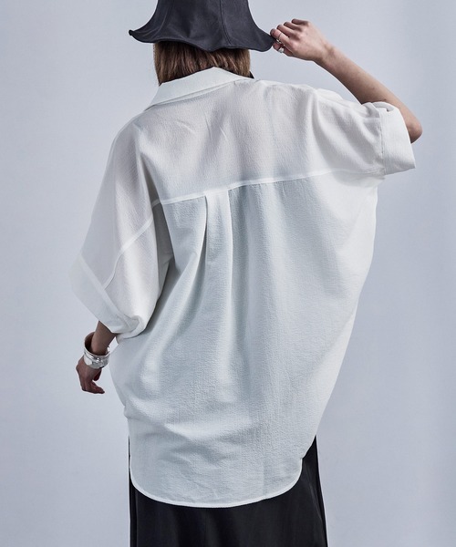 Fashion Letter(ファッションレター)の「スキッパーブラウス(シャツ/ブラウス・レディース・イエロー/チャコール/アイボリー/グレイッシュベージュ/ブラック・M)」の11枚目の写真