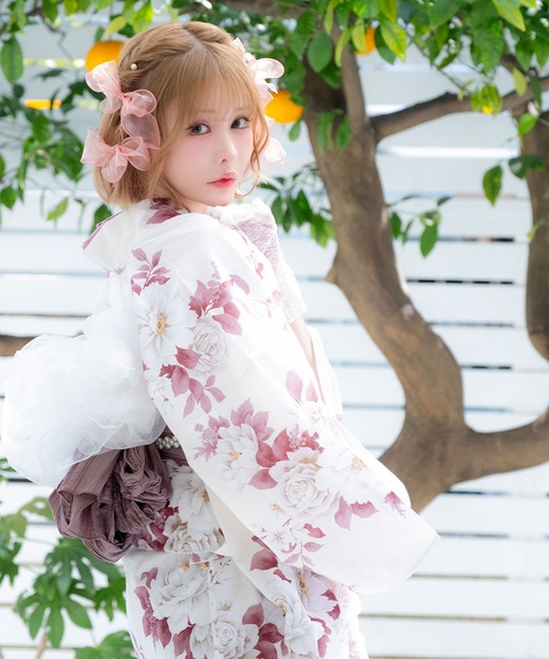 Retica(レティカ)の「浴衣セット レディース 白地牡丹 ニュアンス ゆかた2点セット 浴衣 兵児帯 かわいい(浴衣・レディース・ホワイト・FREE)」の4枚目の写真