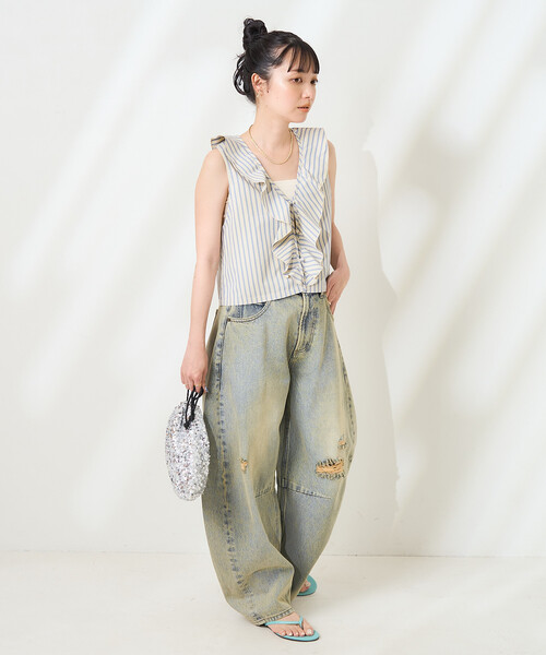 FREAK'S STORE（フリークスストア）の「ストライプフリルベスト/ノースリーブブラウス（シャツ/ブラウス・レディース・オフホワイト/サックスブルー・ﾌﾘ-）」の4枚目の写真