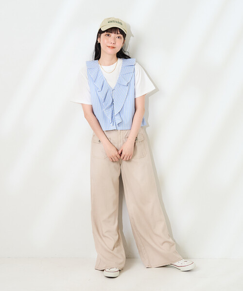 FREAK'S STORE（フリークスストア）の「ストライプフリルベスト/ノースリーブブラウス（シャツ/ブラウス・レディース・オフホワイト/サックスブルー・ﾌﾘ-）」の11枚目の写真