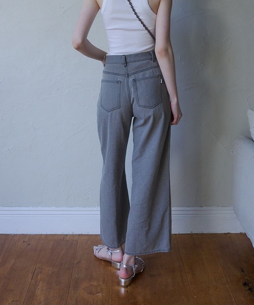 Lil Ambition(リルアンビション)の「ライトデニムパンツ(デニムパンツ・レディース・ブラック/ライトブルー・S/M)」の10枚目の写真