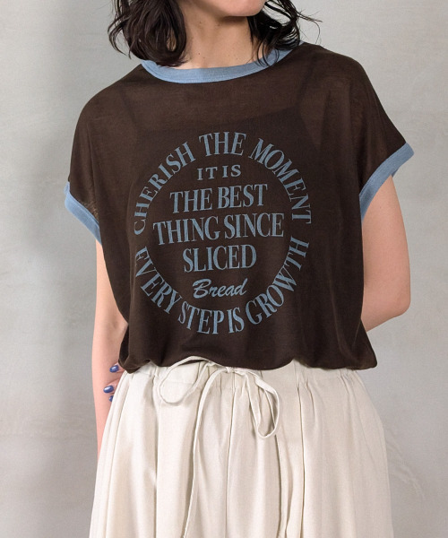 en CAnAF(エンカナフ)の「ロゴプリントリンガーTシャツ(Tシャツ/カットソー・レディース・オフホワイト/グレー/ブラウン・フリー)」の16枚目の写真