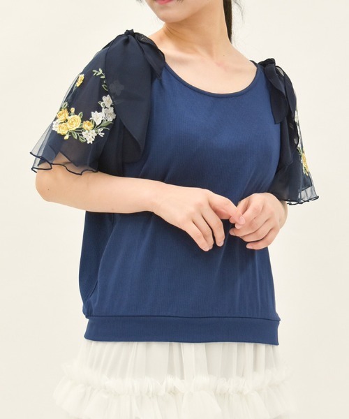 axes femme（アクシーズファム）の「チュール×刺繍フレア袖プルオーバー（Tシャツ/カットソー・レディース・キナリ/イエロー/ネイビー/ミント・FREE）」の3枚目の写真