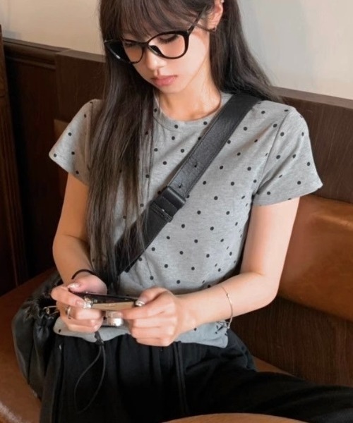 LADY LIKE(レディライク)の「ミニドット柄半袖Tシャツ(Tシャツ/カットソー・レディース・ホワイト/ブラック/グレー・M)」の20枚目の写真