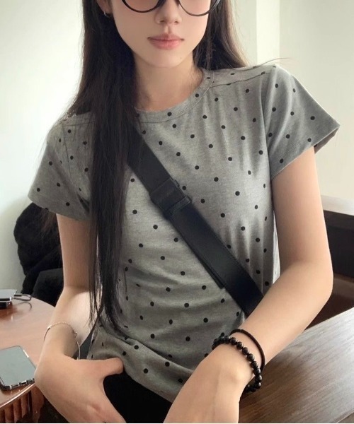 LADY LIKE(レディライク)の「ミニドット柄半袖Tシャツ(Tシャツ/カットソー・レディース・ホワイト/ブラック/グレー・M)」の21枚目の写真