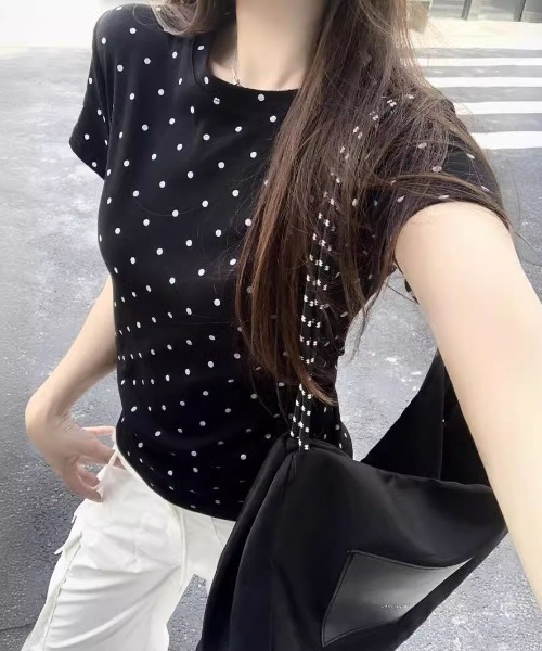 LADY LIKE(レディライク)の「ミニドット柄半袖Tシャツ(Tシャツ/カットソー・レディース・ホワイト/ブラック/グレー・M)」の12枚目の写真
