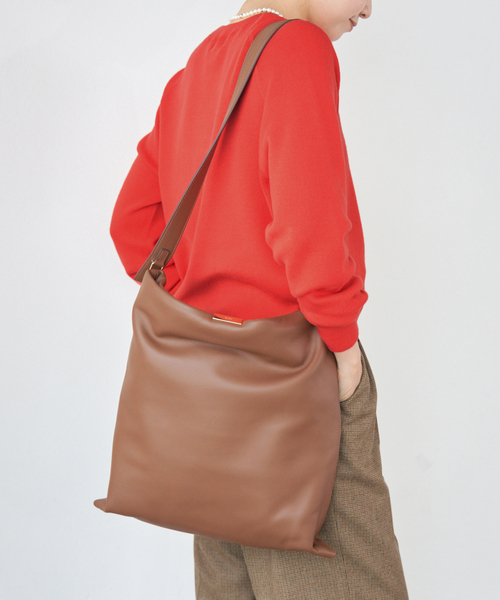 IENA(イエナ)の「PUNTI./プンティ GRAFT L TOTE トートバッグ(トートバッグ・レディース・ブラウン・FREE)」の13枚目の写真