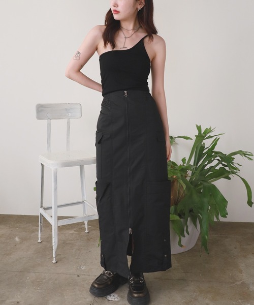 ROOPTOKYO(ループトウキョウ)の「One-shoulder camisole / カップ付き ワンショルダー 華奢ストラップ キャミソール(キャミソール・レディース・ホワイト/グレー/ブラック・FREE)」の20枚目の写真